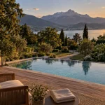Le pré du lac Annecy : piscine et vue sur le lac