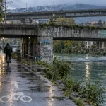 Annecy street art : graffitis au bord du Thiou, pont et mur tagué